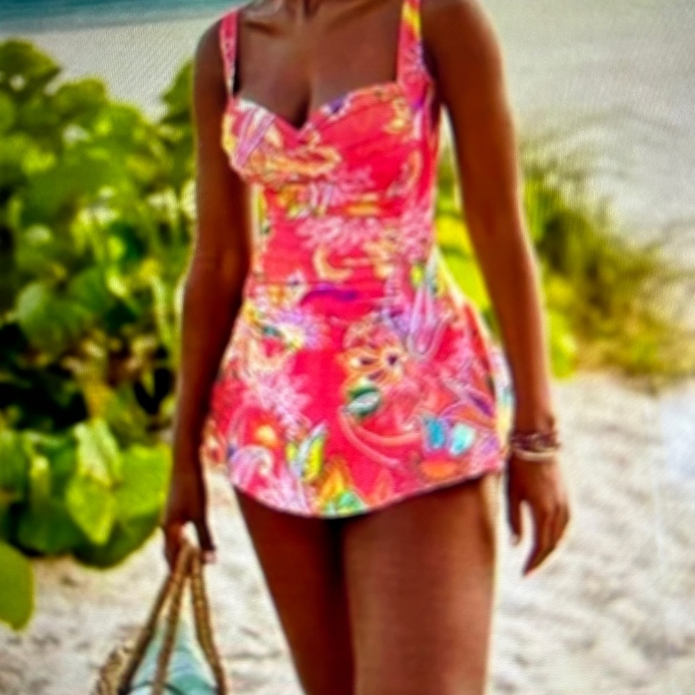 Venus skirted one piece. Size 18. NWOT